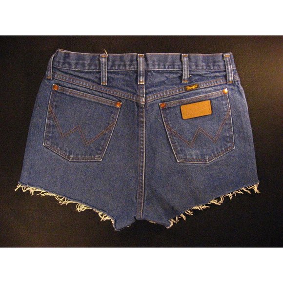 Wrangler Vintage JEAN SHORTS Cut Off W 30 MEASURED Blue Denim Hot Pants - Picture 2 of 8